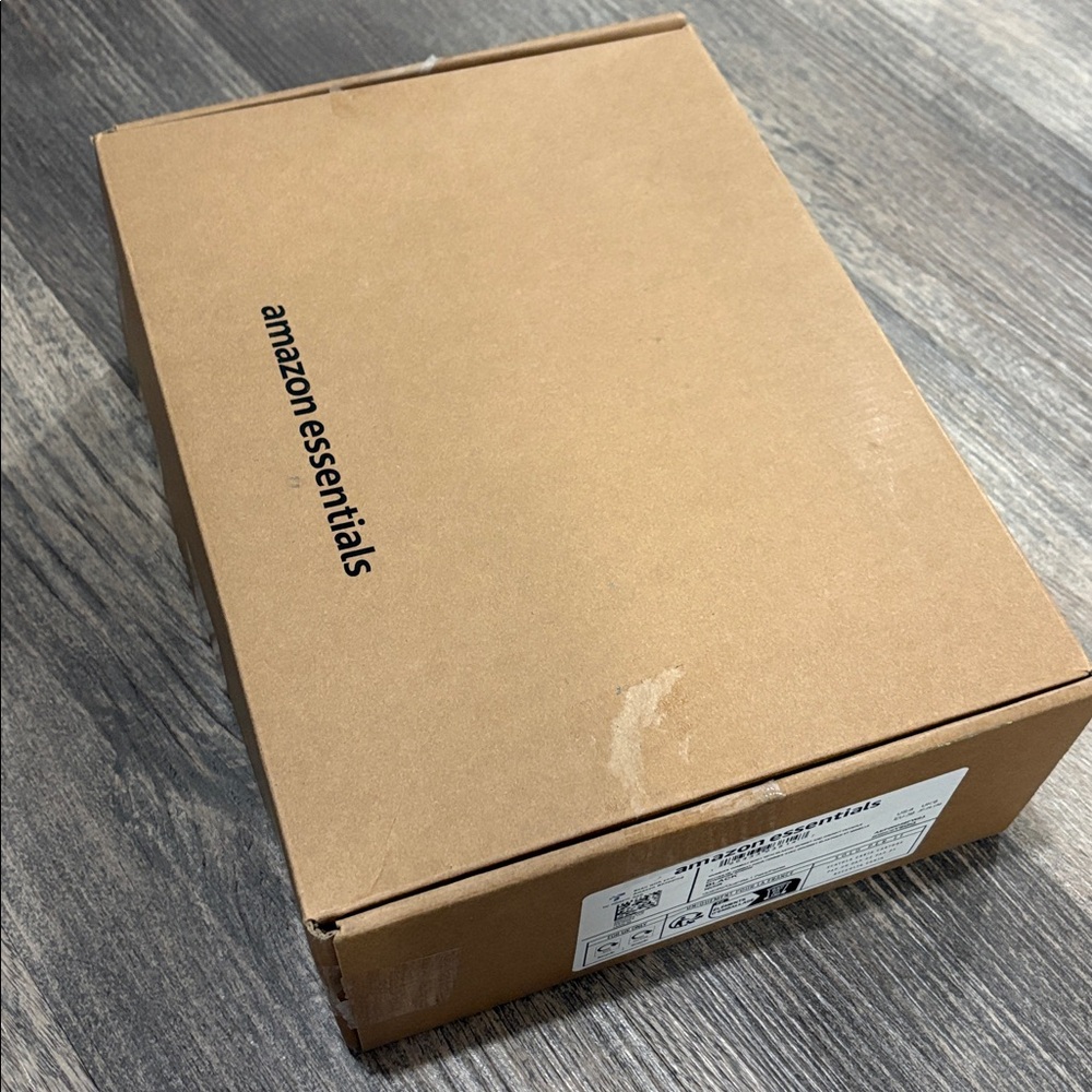Amazon Essentials Black Women's Combat Boots - Picture 10 of 10